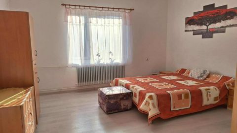Eladó Ház 9221 Levél Levéli focipálya közelében