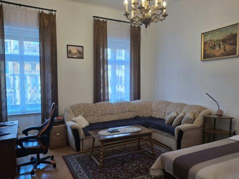 Eladó Lakás 1072 Budapest 7. kerület 
