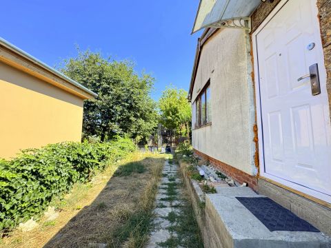 Eladó Ház 2600 Vác 