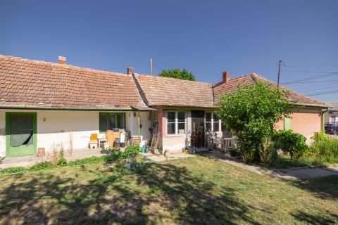 Eladó Ház 8651 Balatonszabadi 