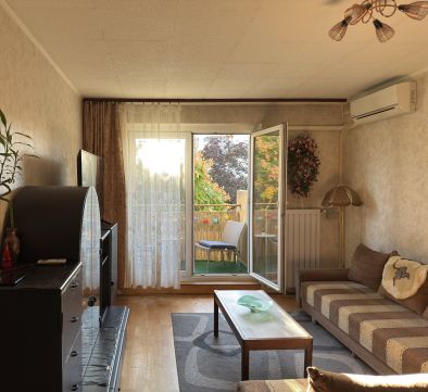 Eladó Lakás 1039 Budapest 3. kerület 73 m²-es, 2. emeleti, 3 szobás, erkélyes lakás eladó