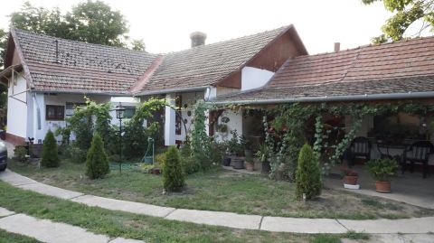Eladó Ház 5362 Tiszaörs 