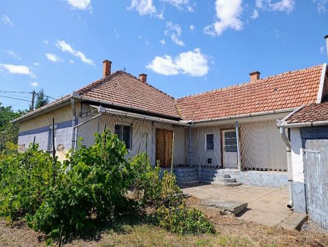 Eladó Ház 5126 Jászfényszaru , 5126 Jászfényszaru, Csendes