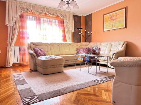 Eladó Ház 5630 Békés , Fürdő közelében