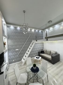 Eladó Lakás 1064 Budapest 6. kerület , Teréz Körút közelében