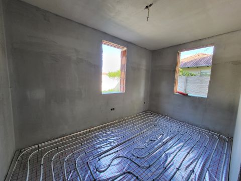 Eladó Lakás 2318 Szigetszentmárton , Szigetszentmárton - pár perc sétára a Duna-parttól