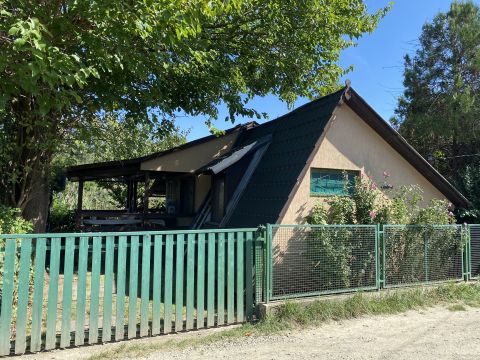 Eladó Ház 2120 Dunakeszi , Nyaraló stéggel