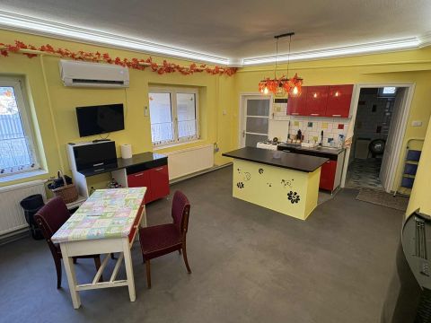 Eladó Ház 6600 Szentes , Szentes,Duna House iroda