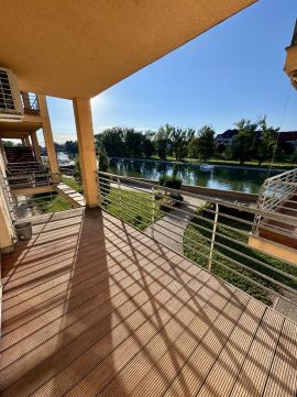Eladó Lakás 9011 Győr , 9022 Győr, Belváros
