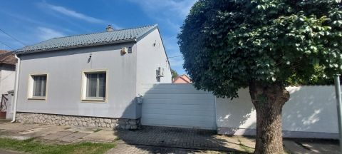 Eladó Ház 7200 Dombóvár 