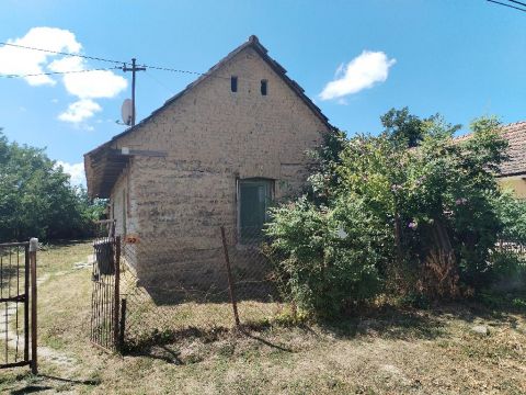 Eladó Ház 8122 Csősz , 8122 Csősz, Csendes