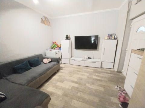 Eladó Lakás 3200 Gyöngyös , Penny közelében