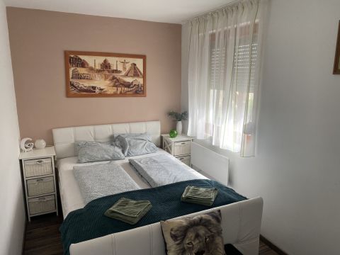 Eladó Ház 6098 Tass , Strandlejáró