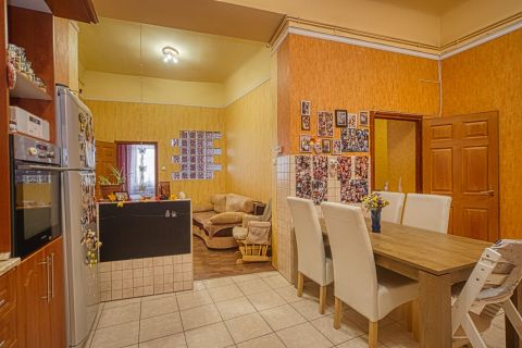 Eladó Lakás 1086 Budapest 8. kerület , Teleki László tér közelében