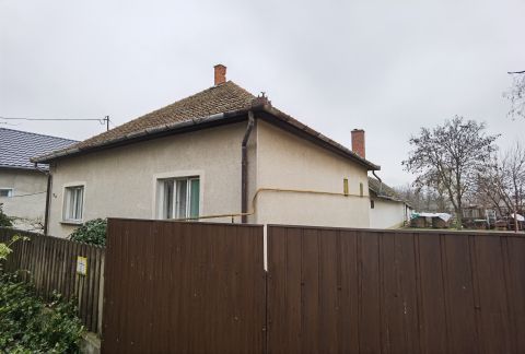 Eladó Ház 5310 Kisújszállás 