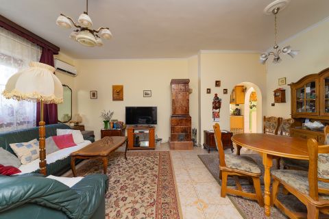 Eladó Ház 1161 Budapest 16. kerület 