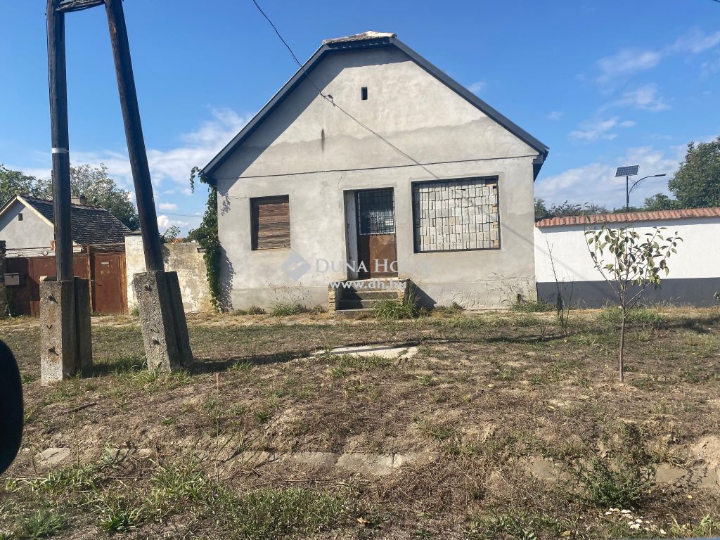 6525 Hercegszántó — 1/3