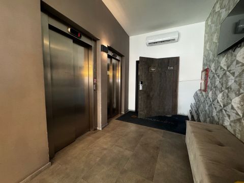 Kiadó Lakás 1139 Budapest 13. kerület Csendes, zöld környezet – teraszos, világos  lakás