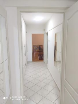 Eladó Lakás 1015 Budapest 1. kerület Hattyú- házban kertre néző akér két egységgé alakítható