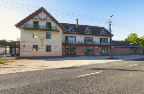 Eladó Ház 8127 Aba , 8127 Aba, Jó infrastruktúra