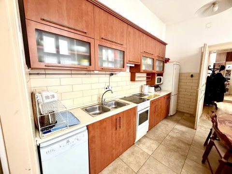 Eladó Lakás 1088 Budapest 8. kerület Palota negyed