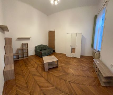 Eladó Lakás 1055 Budapest 5. kerület 