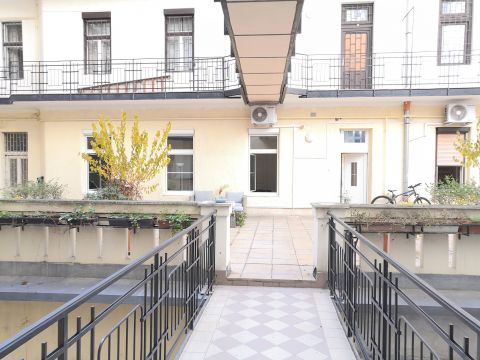 Eladó Lakás 1066 Budapest 6. kerület , Dessewffy utca dupla komfortos, két lakásként is használható