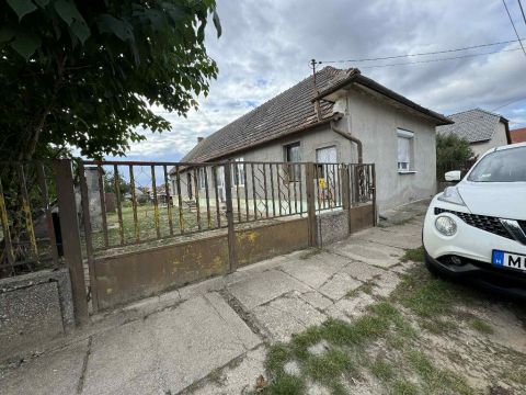 Eladó Ház 7135 Dunaszentgyörgy , 7135 Dunaszentgyörgy, csendes környék
