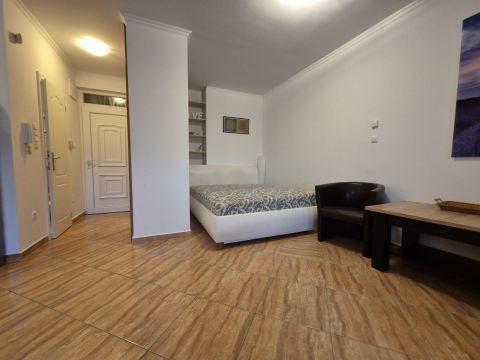 Eladó Lakás 8600 Siófok vízközeli, 36 nm-es apartman lakás