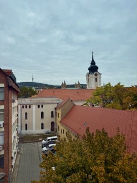 Kiadó Lakás 7621 Pécs 