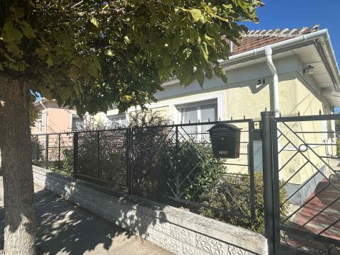 Eladó Ház 2220 Vecsés Halmitelep 