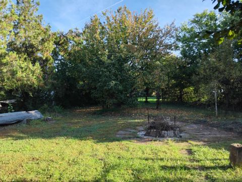 Eladó Ház 2135 Csörög 