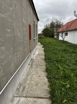 Eladó Ház 9162 Bezi , Kossuth Lajos Iskola közelében