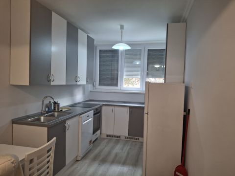 Kiadó Lakás 3200 Gyöngyös , Bethlen Gábor utcában