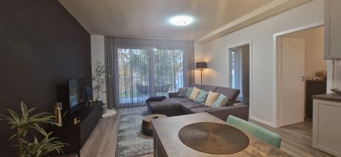 Eladó Lakás 8623 Balatonföldvár , Medencés Luxus Nagy Lakás