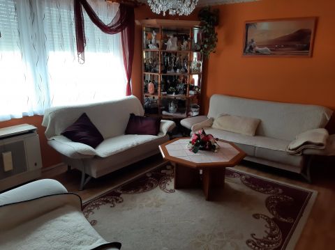 Eladó Ház 5121 Jászjákóhalma Víztorony környékén!