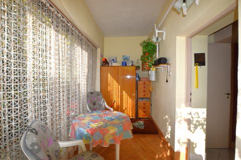 Eladó Lakás 8200 Veszprém belváros közeli