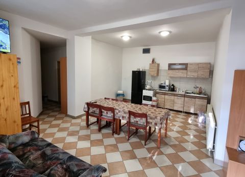 Eladó Ház 8183 Papkeszi Sokoldalú ingatlan Papkeszin – befektetésnek vagy otthonnak