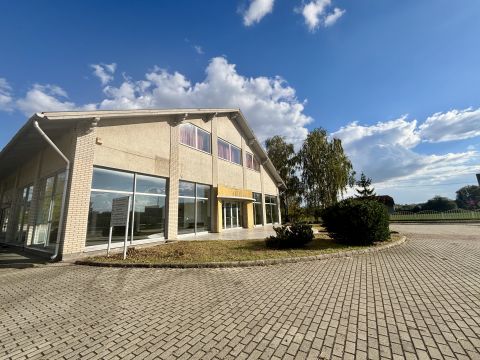 Eladó Ipari 2500 Esztergom 