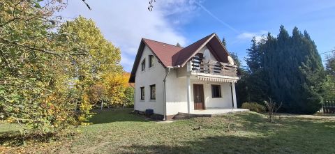 Eladó Ház 8174 Balatonkenese 