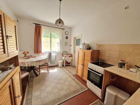 Eladó Ház 8360 Keszthely belváros, Festetics kastélyhoz közel