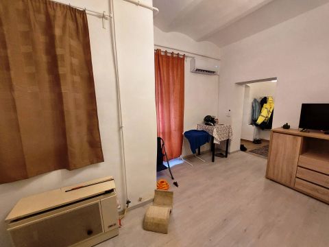 Eladó Lakás 9400 Sopron Kis lakás eladó megfizethető áron. 