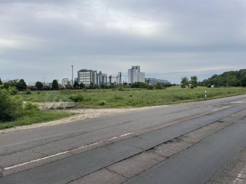 Eladó Telek 5435 Martfű Matfűn 4659 nm-es GIP4 es besorolású telek 50% beépíthető