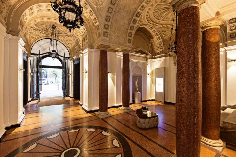 Eladó Ház 1061 Budapest 6. kerület , Andássy út - Bazilika közelében