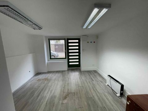 Eladó Üzlethelyiség 6725 Szeged 