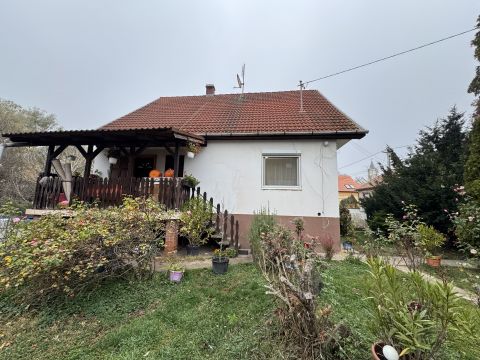 Eladó Ház 2142 Nagytarcsa , Nagytarcsa 