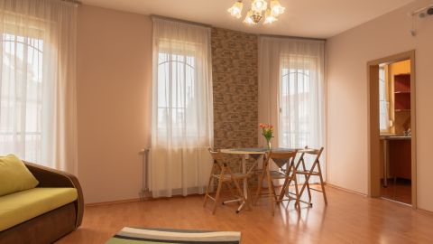 Kiadó Lakás 3300 Eger 