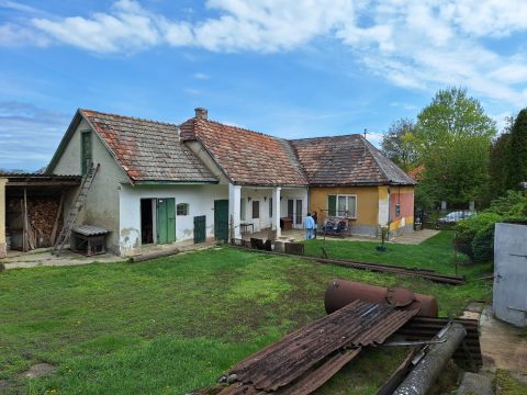 Eladó Ház 2822 Szomor 