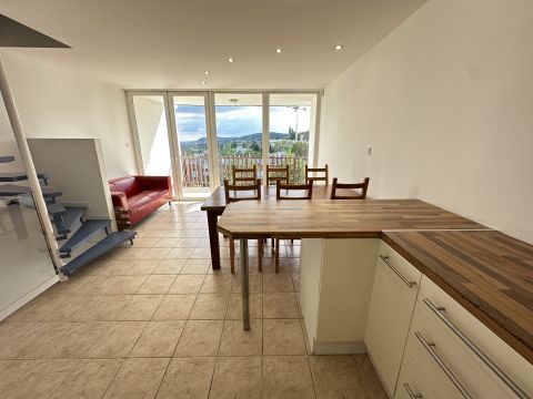 Kiadó Lakás 1022 Budapest 2. kerület , Panorámás, belső négyszintes, egyedi elrendezésű lakás kiadó