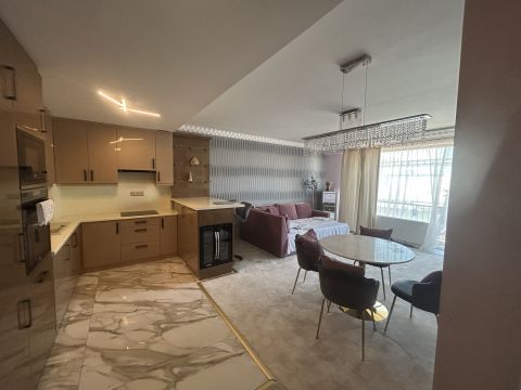 Eladó Lakás 1066 Budapest 6. kerület 